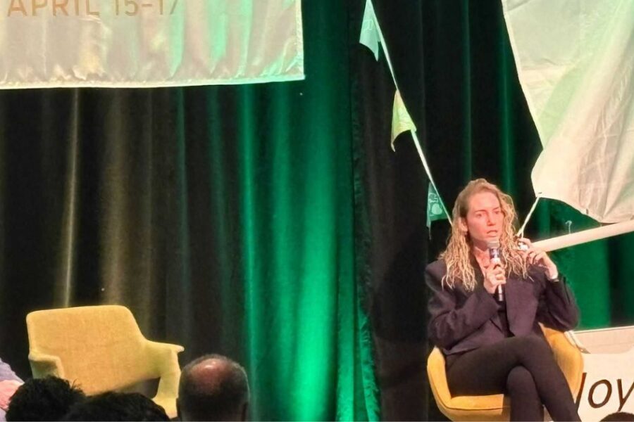 sensi ceo romi gubes onstage