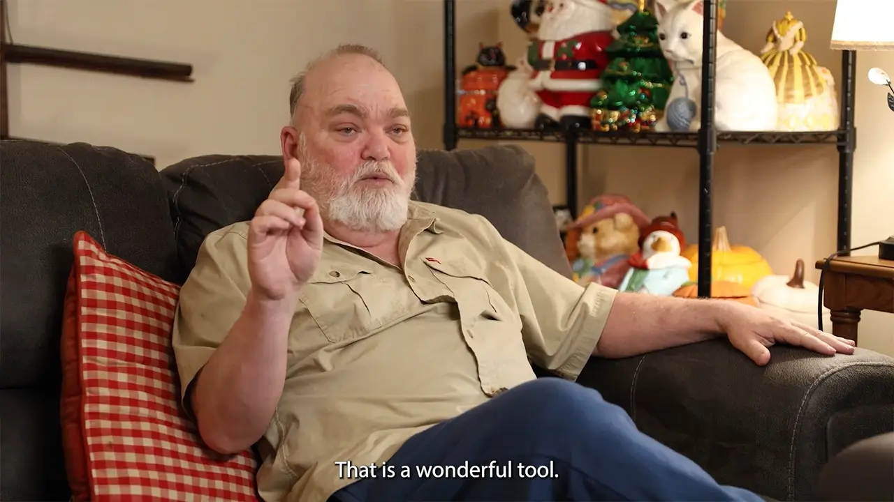 Video: Helping His Veteran Father Age at Home